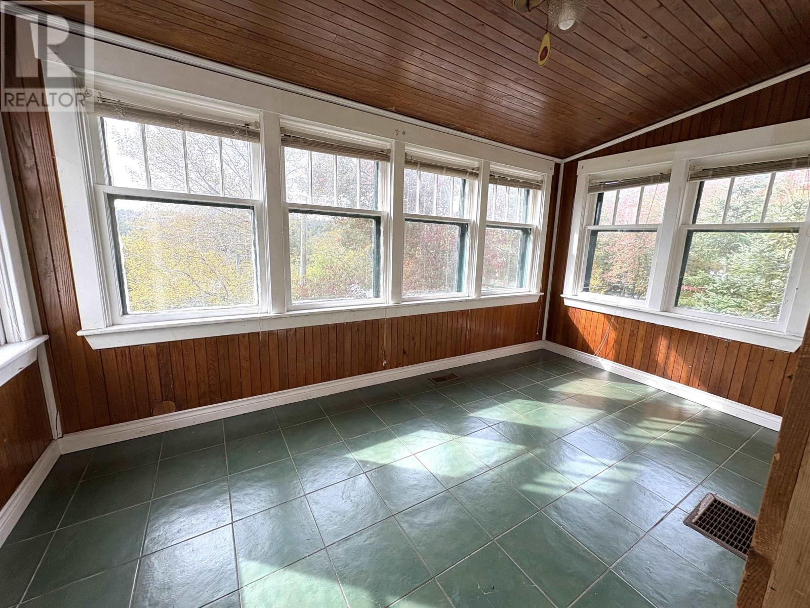 485 Island View Drive, Boutiliers Point, Nova Scotia  B3Z 1R3 - Photo 5 - 202525769
