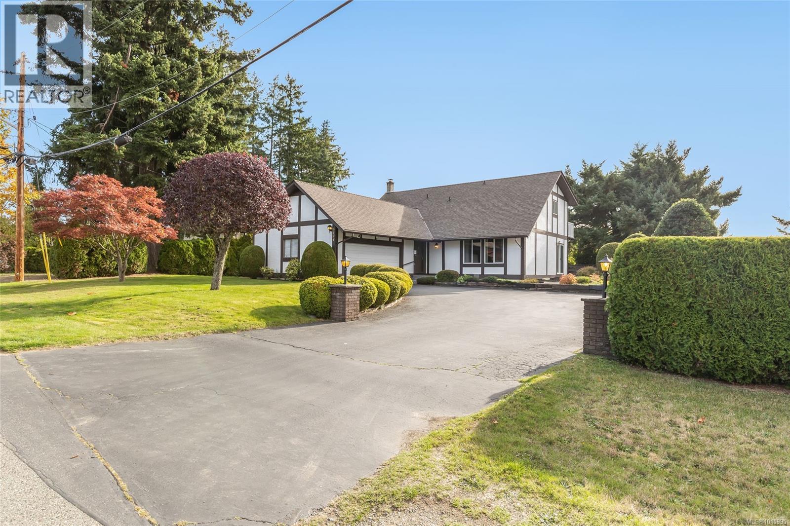 5174 Maureen Way, Nanaimo, British Columbia