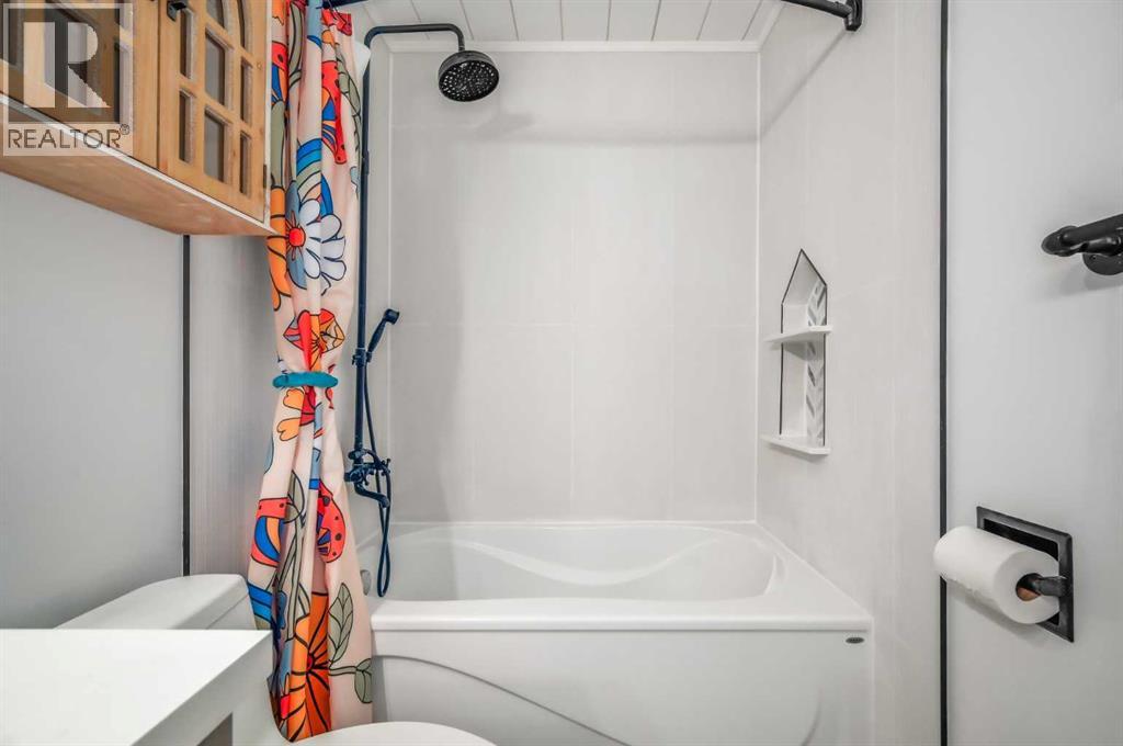 18 Cimarron Grove Bay, Okotoks, Alberta  T1S 2H3 - Photo 29 - A2260175