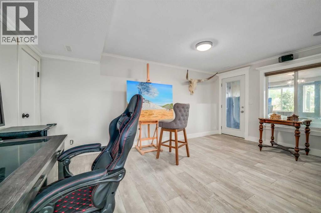 18 Cimarron Grove Bay, Okotoks, Alberta  T1S 2H3 - Photo 36 - A2260175