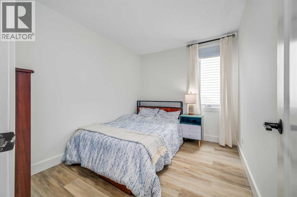 18 Cimarron Grove Bay, Okotoks, Alberta  T1S 2H3 - Photo 25 - A2260175