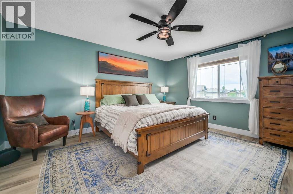 18 Cimarron Grove Bay, Okotoks, Alberta  T1S 2H3 - Photo 18 - A2260175