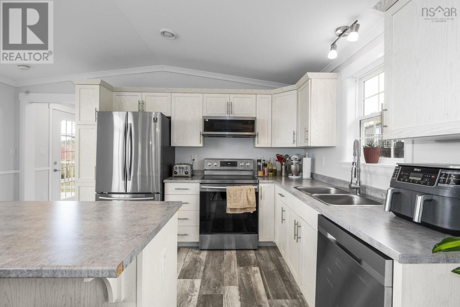 21 High Tide Road, Stewiacke, Nova Scotia  B0N 2J0 - Photo 9 - 202525741