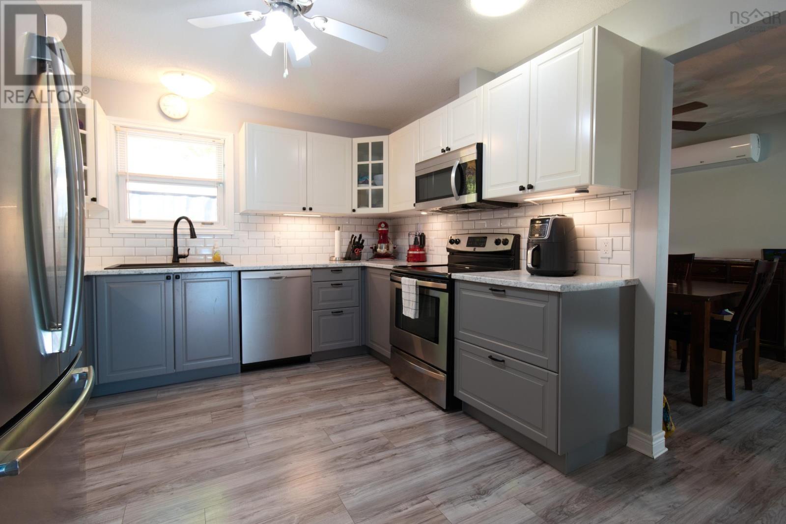 961 Julie Drive, Ravenwood Subdivision, Kingston, Nova Scotia  B0P 1R0 - Photo 3 - 202525788