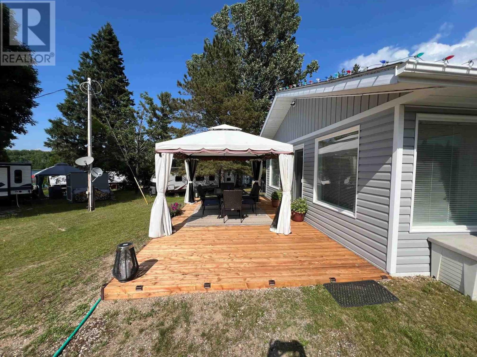 2233 Hilton Rd, Hilton Beach, Ontario  P0R 1G0 - Photo 2 - SM251095