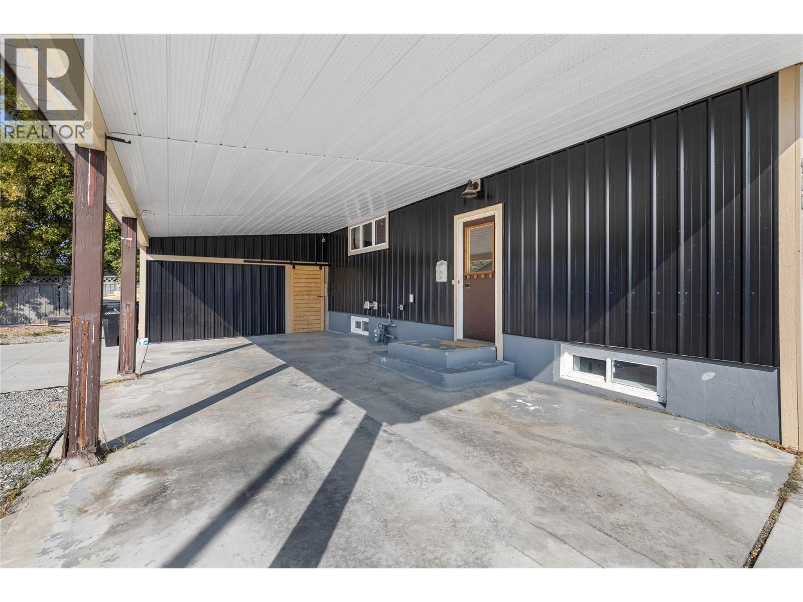 411 12th Street S, Cranbrook, British Columbia  V1C 1W3 - Photo 39 - 10365807