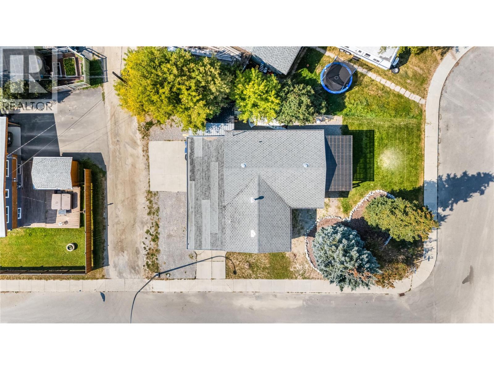 411 12th Street S, Cranbrook, British Columbia  V1C 1W3 - Photo 42 - 10365807