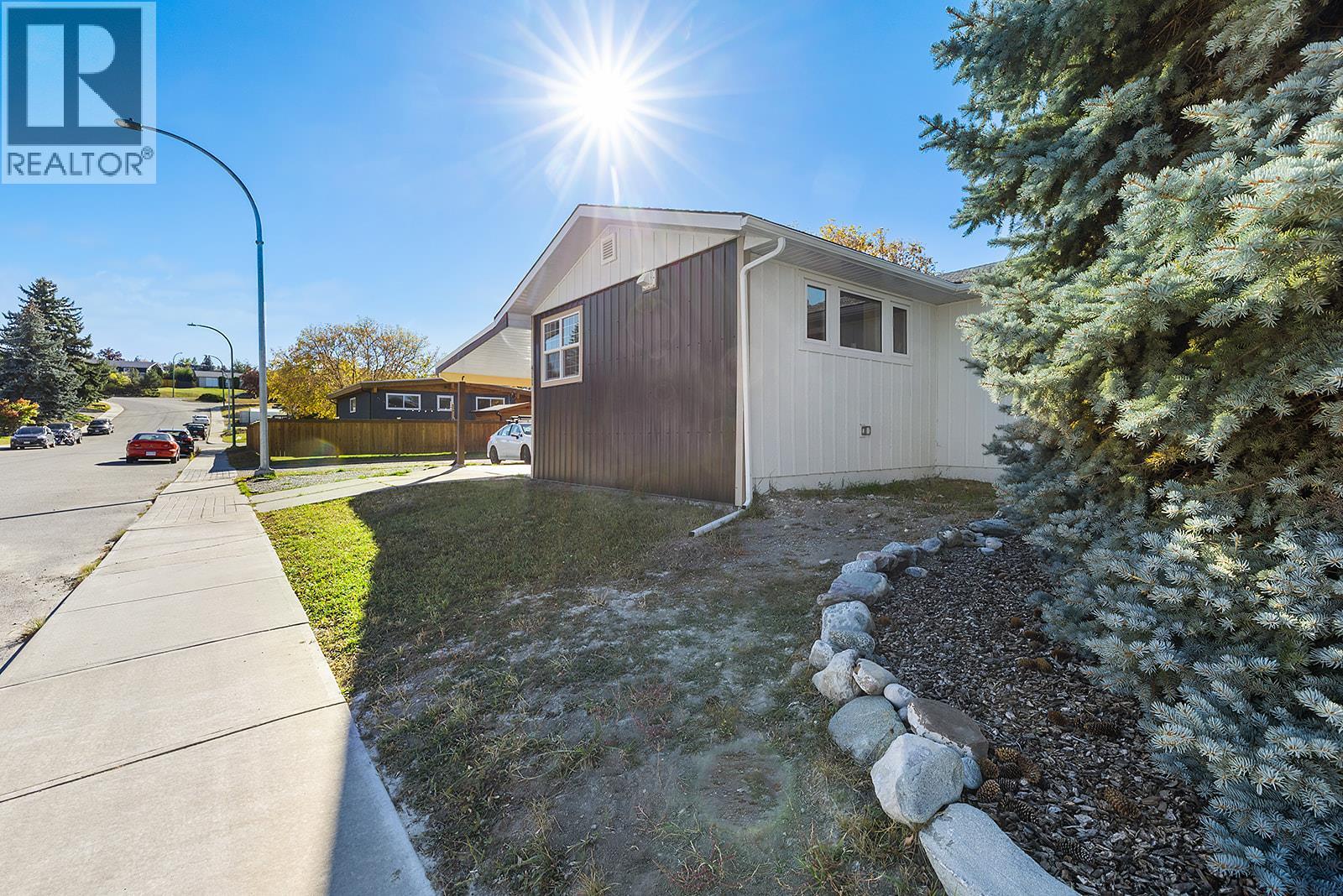 411 12th Street S, Cranbrook, British Columbia  V1C 1W3 - Photo 48 - 10365807
