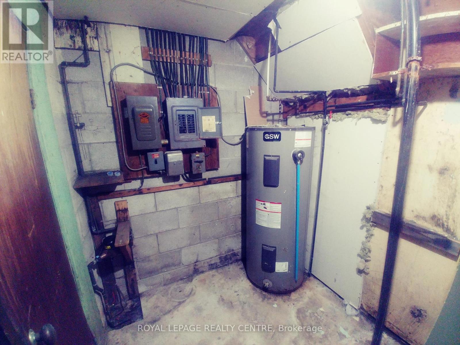 1534 Cawthra Road, Mississauga, Ontario  L5G 4L3 - Photo 24 - W12406800