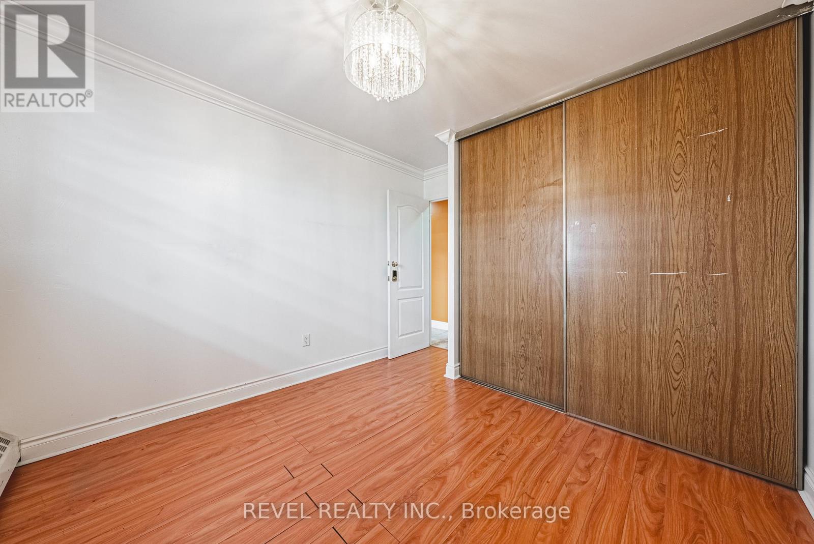 805 - 3577 Derry Road E, Mississauga, Ontario  L4T 1B3 - Photo 17 - W12460735
