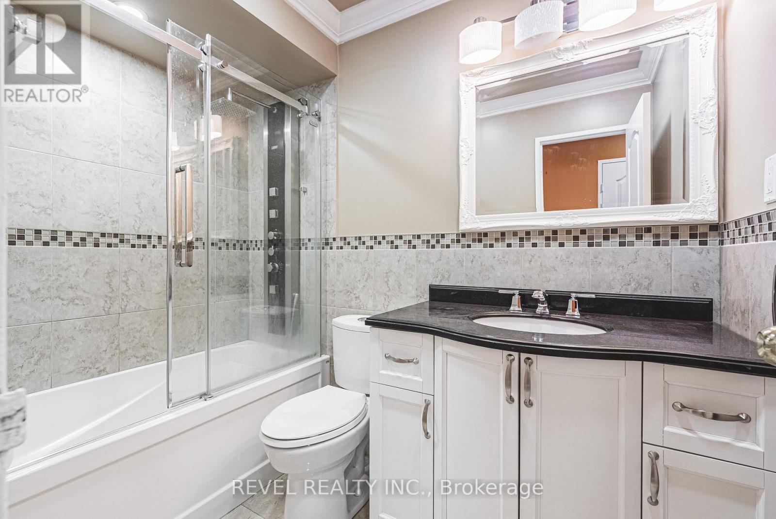805 - 3577 Derry Road E, Mississauga, Ontario  L4T 1B3 - Photo 20 - W12460735