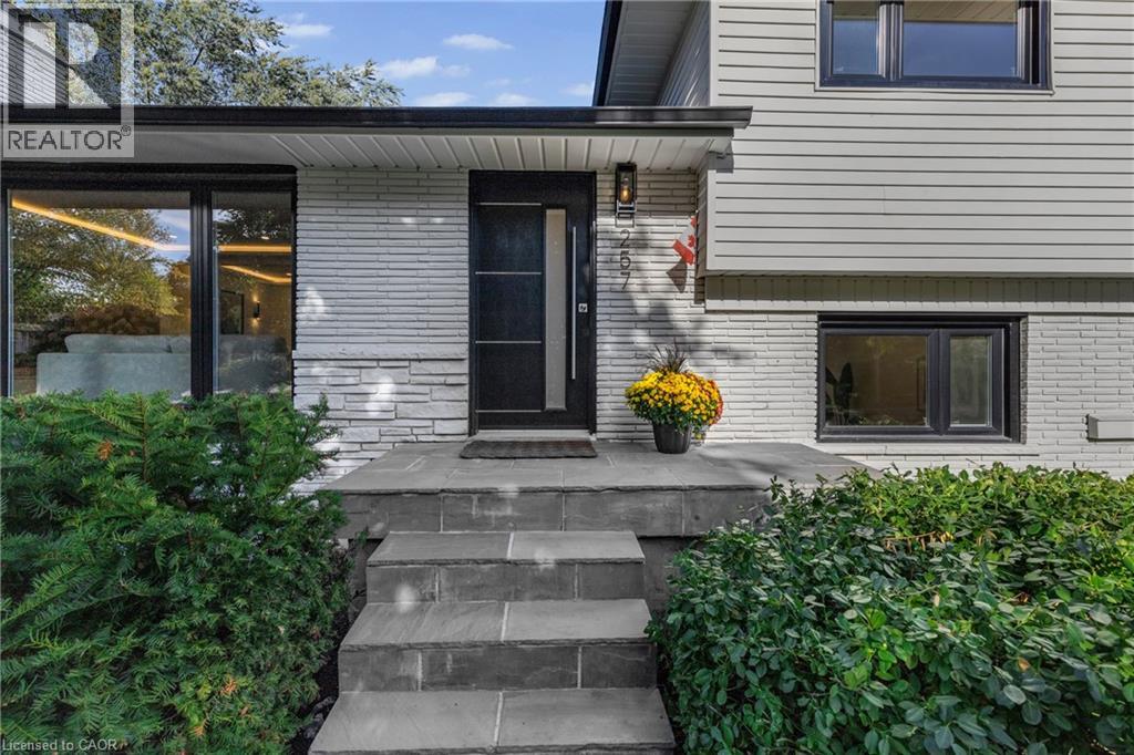 257 Strathcona Drive, Burlington, Ontario  L7L 2C9 - Photo 3 - 40775378