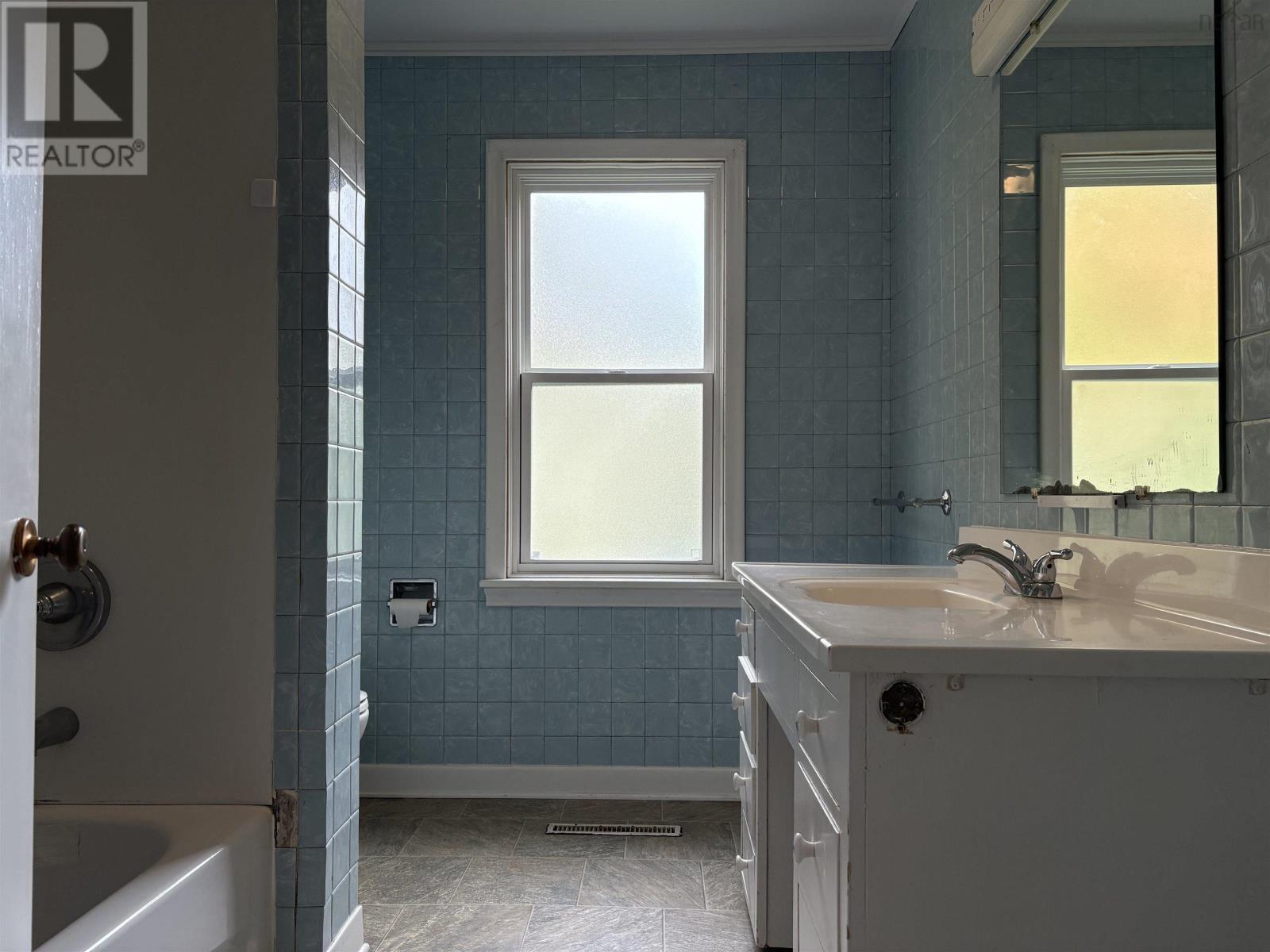 103 Waterloo Street, Liverpool, Nova Scotia  B0T 1G0 - Photo 15 - 202525795
