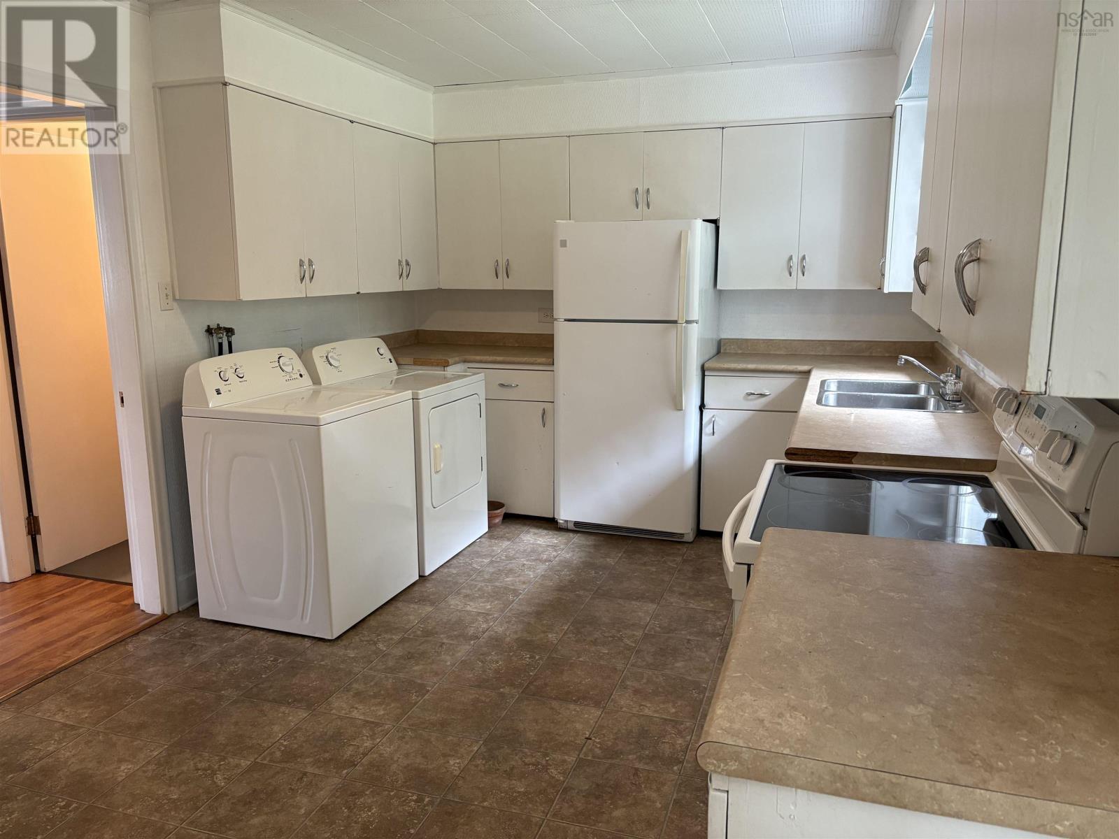 103 Waterloo Street, Liverpool, Nova Scotia  B0T 1G0 - Photo 6 - 202525795