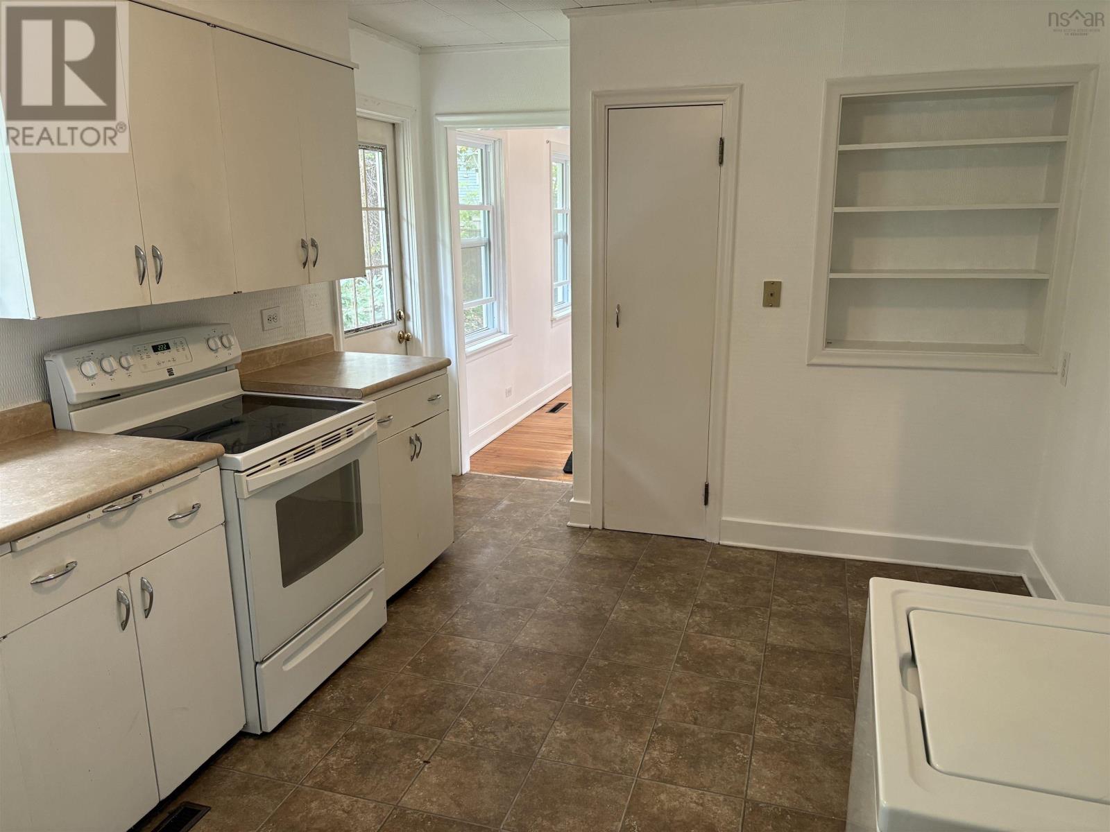 103 Waterloo Street, Liverpool, Nova Scotia  B0T 1G0 - Photo 9 - 202525795