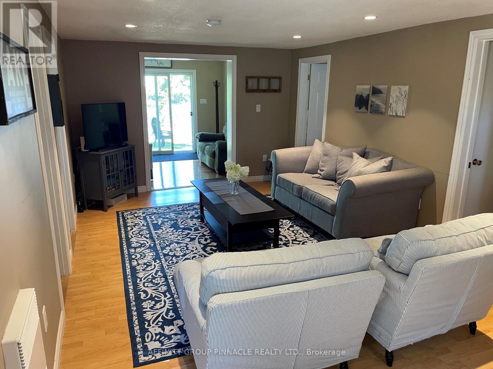 1 Rose Street, Kawartha Lakes, Ontario  K9V 4R6 - Photo 10 - X12461433