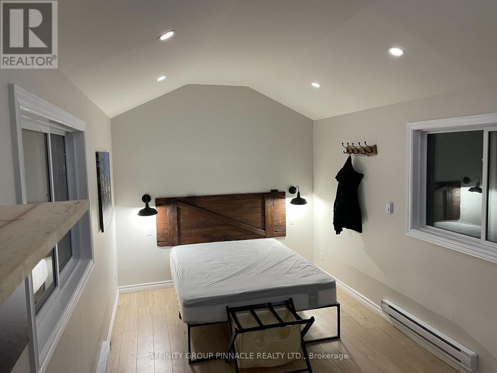 1 Rose Street, Kawartha Lakes, Ontario  K9V 4R6 - Photo 13 - X12461433