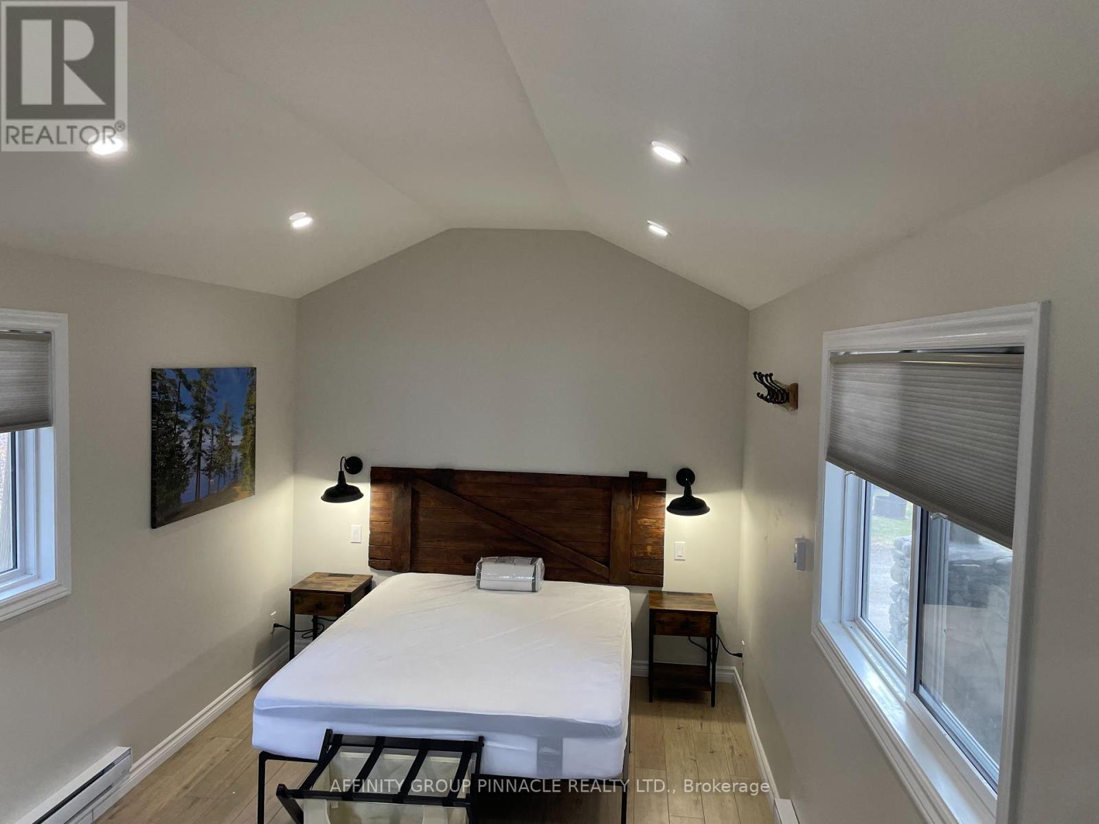 1 Rose Street, Kawartha Lakes, Ontario  K9V 4R6 - Photo 14 - X12461433