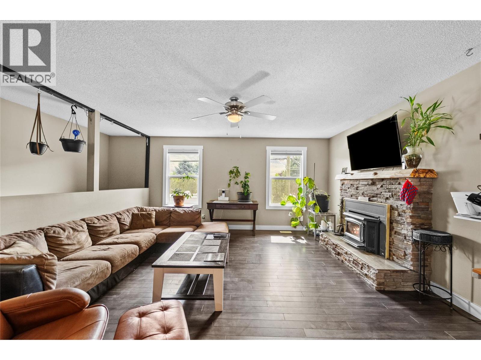 3688 Westsyde Road, Kamloops, British Columbia  V2B 7H6 - Photo 7 - 10365793