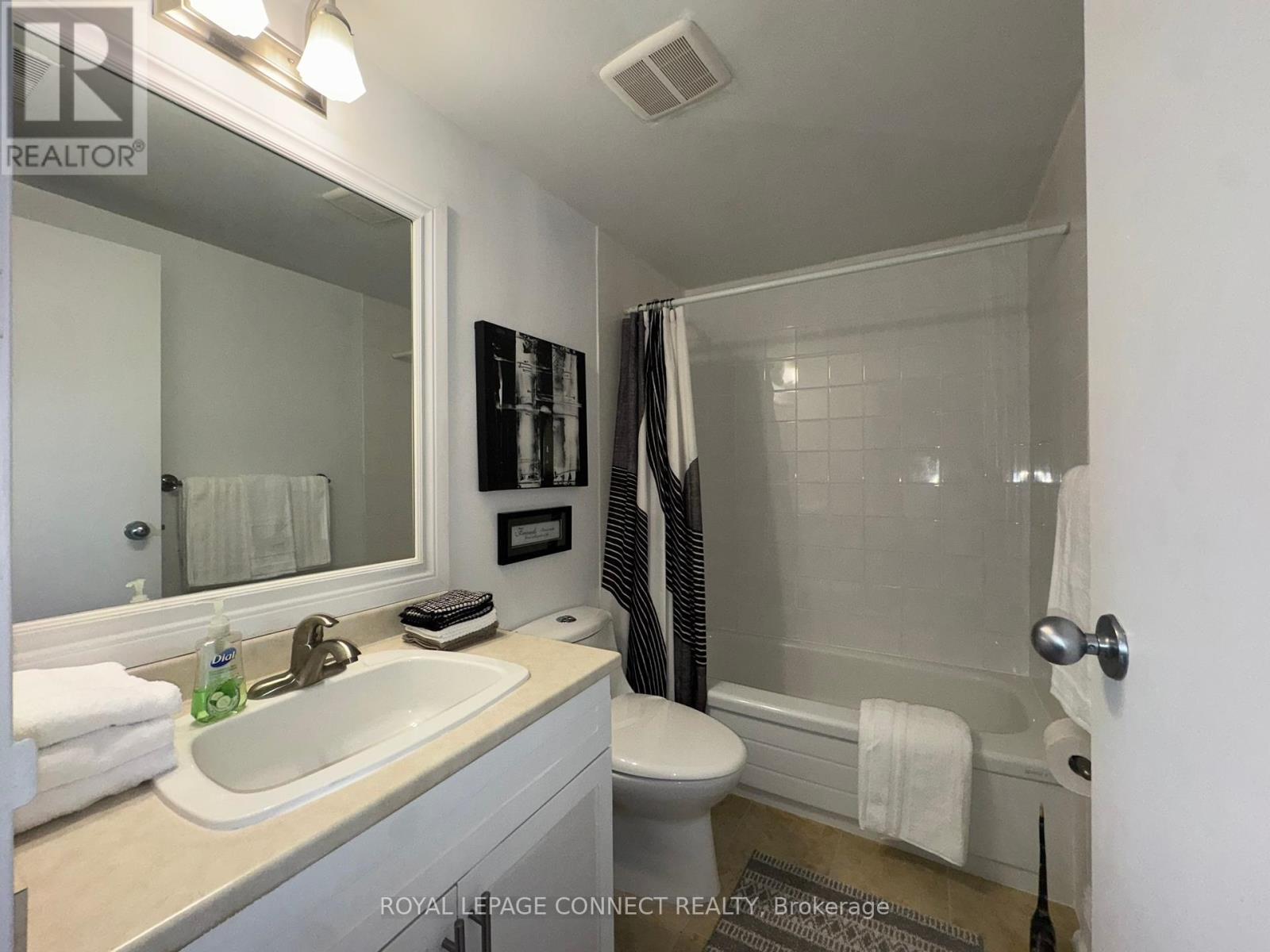 303 - 4872 Valley Way, Niagara Falls, Ontario  L2E 1W3 - Photo 42 - X12458960