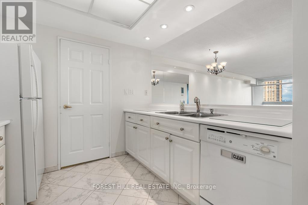 902 - 1555 Finch Avenue E, Toronto, Ontario  M2J 4X9 - Photo 5 - C12461301