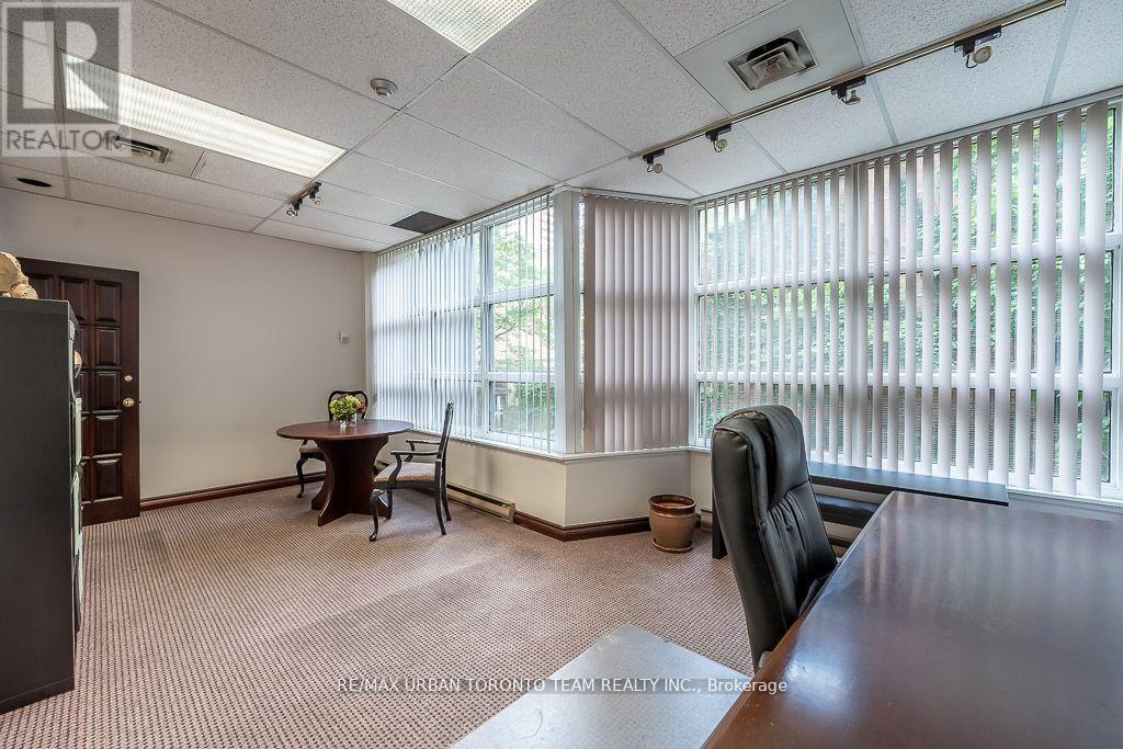 208 - 120 Carlton Street, Toronto, Ontario  M5A 4K3 - Photo 11 - C12461369