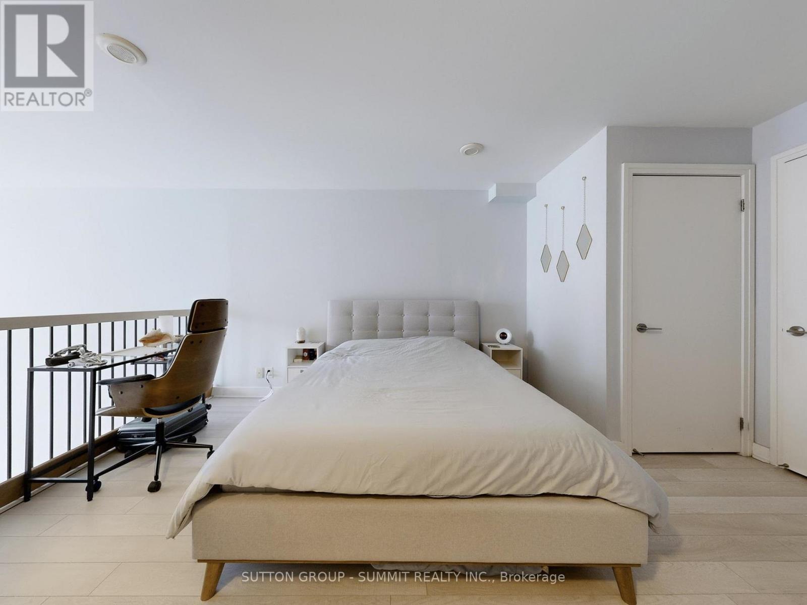 750 - 5 Hanna Avenue, Toronto, Ontario  M6K 0B3 - Photo 18 - C12461387