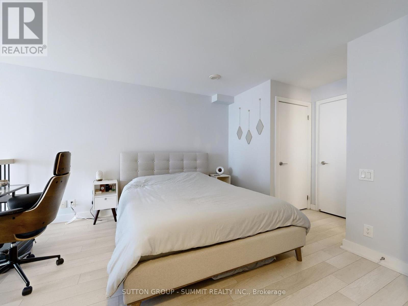 750 - 5 Hanna Avenue, Toronto, Ontario  M6K 0B3 - Photo 19 - C12461387