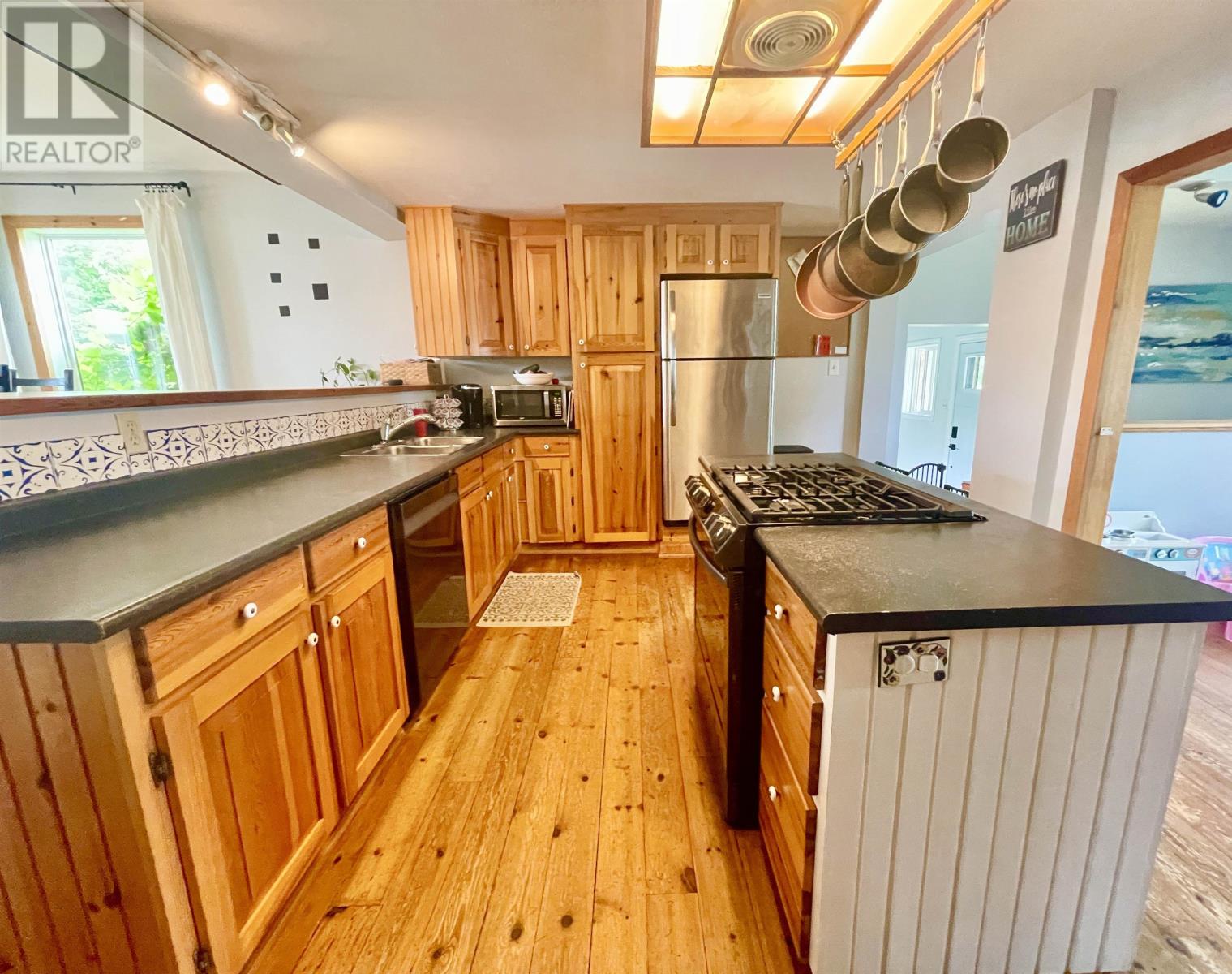 75 Elizabeth Ave, Dryden, Ontario  P8N 2L5 - Photo 12 - TB252563