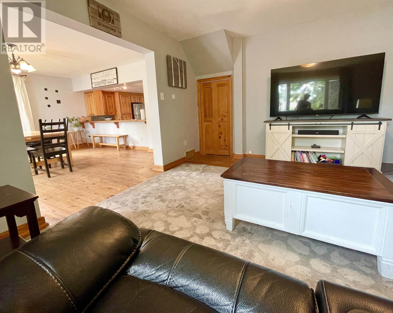 75 Elizabeth Ave, Dryden, Ontario  P8N 2L5 - Photo 7 - TB252563