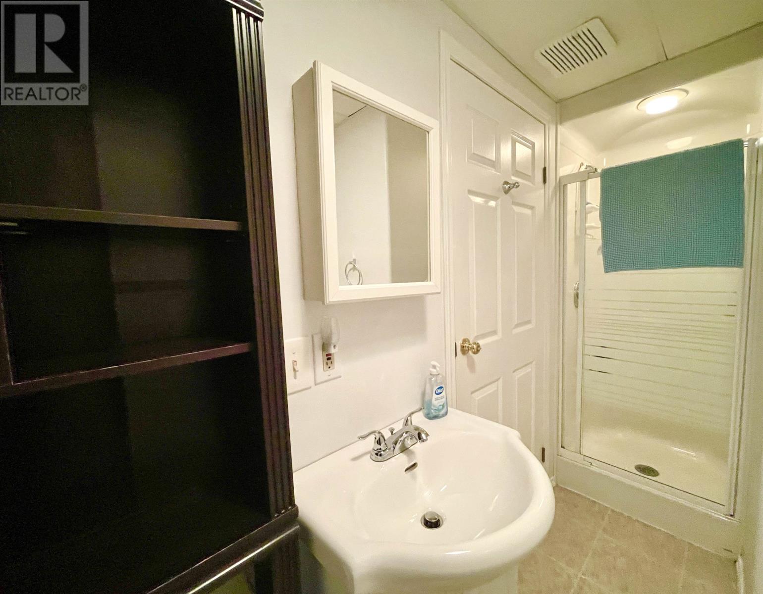 75 Elizabeth Ave, Dryden, Ontario  P8N 2L5 - Photo 35 - TB252563