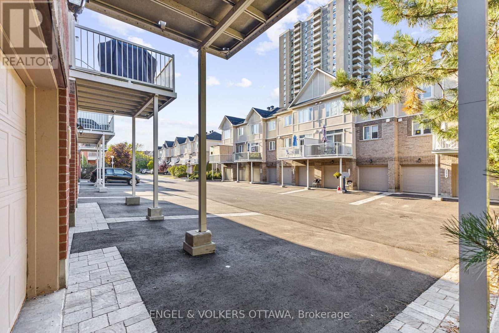 71 Metropole Private, Ottawa, Ontario  K1Z 1E7 - Photo 24 - X12461420