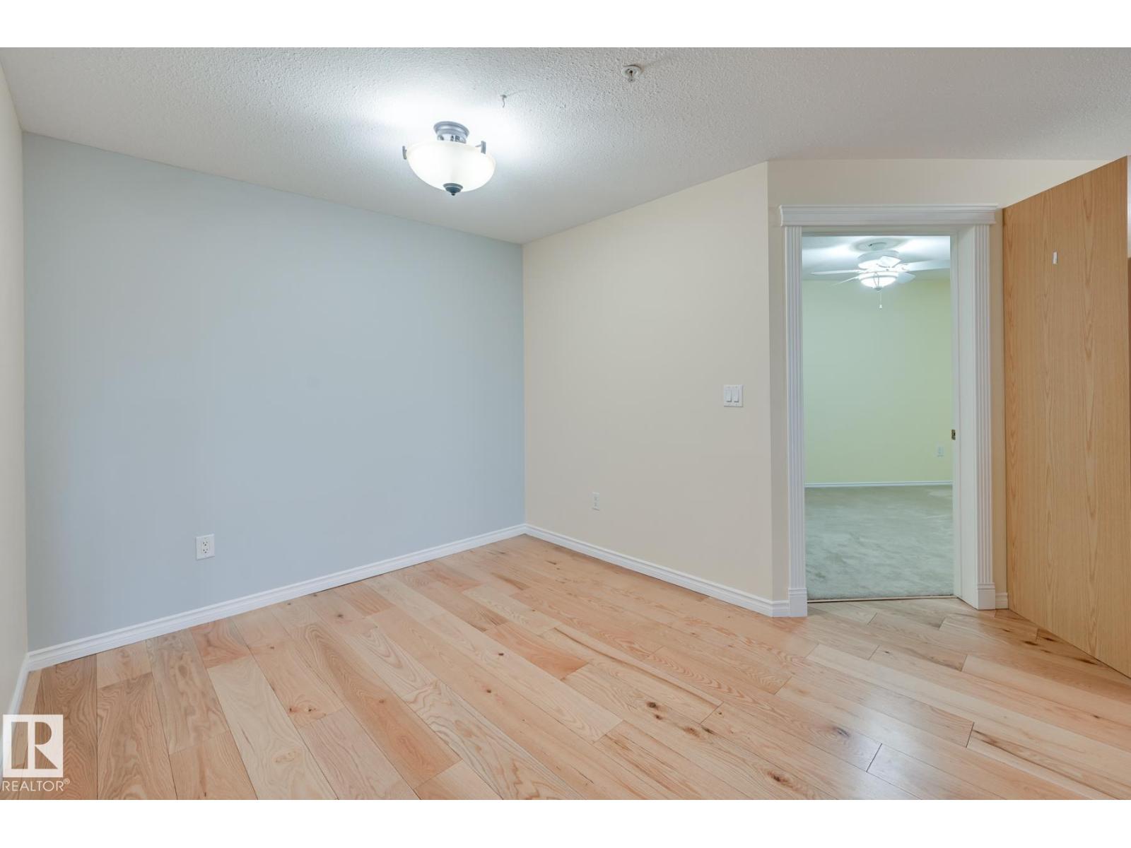 #315 2741 55 St Nw, Edmonton, Alberta  T6L 7G7 - Photo 9 - E4462031
