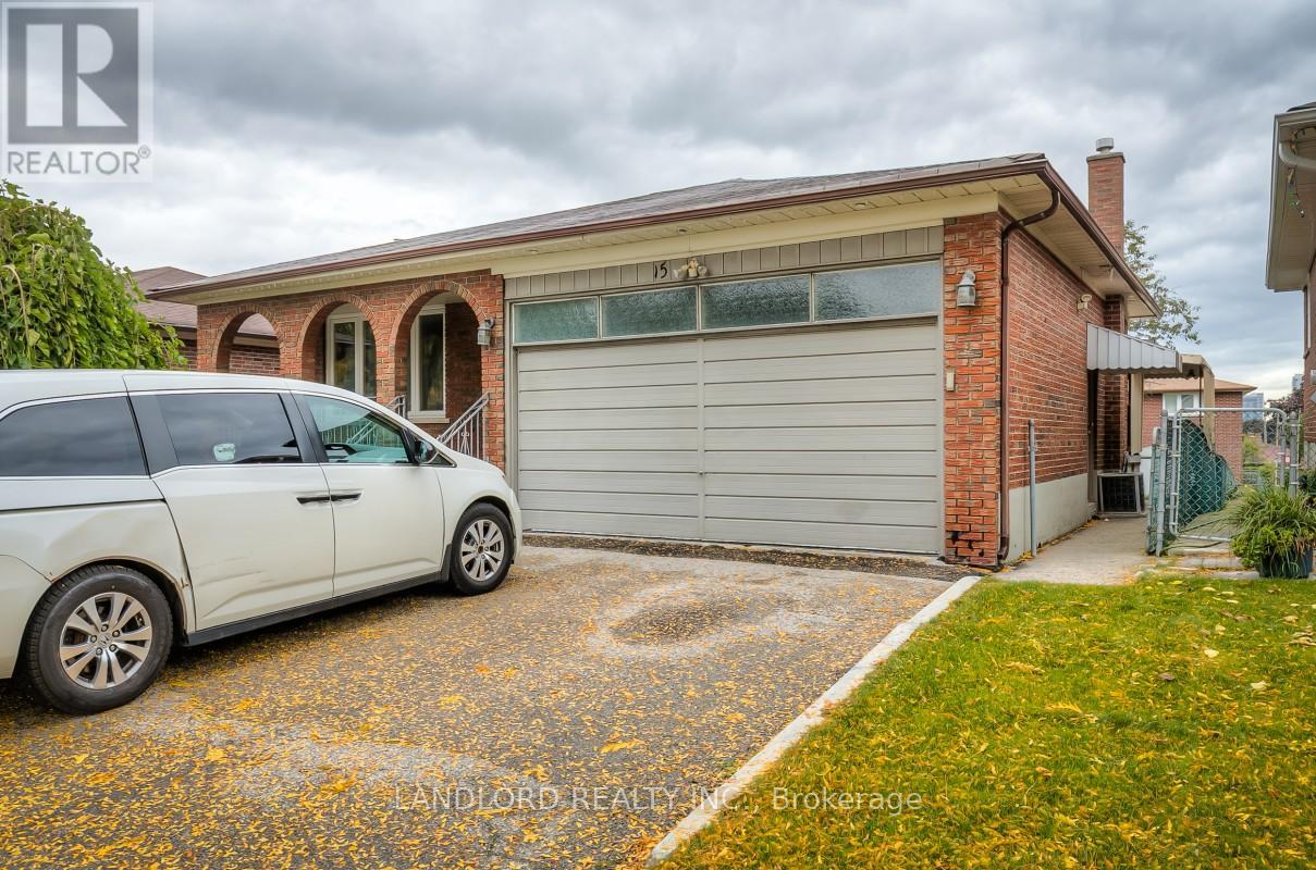 LOWER - 15 ARKONA DRIVE, Toronto, Ontario