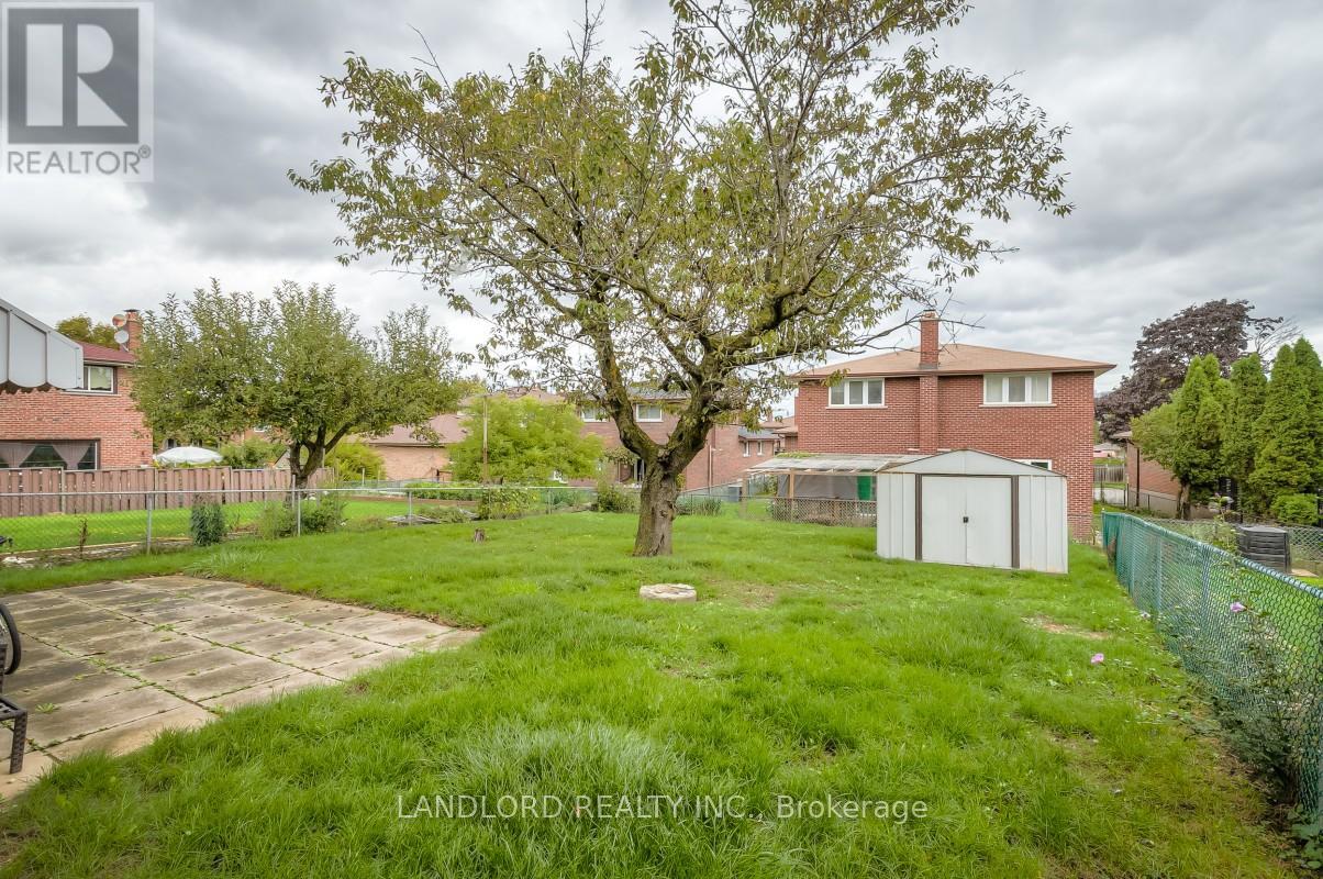 Lower - 15 Arkona Drive, Toronto, Ontario  M1T 1X4 - Photo 14 - E12461280