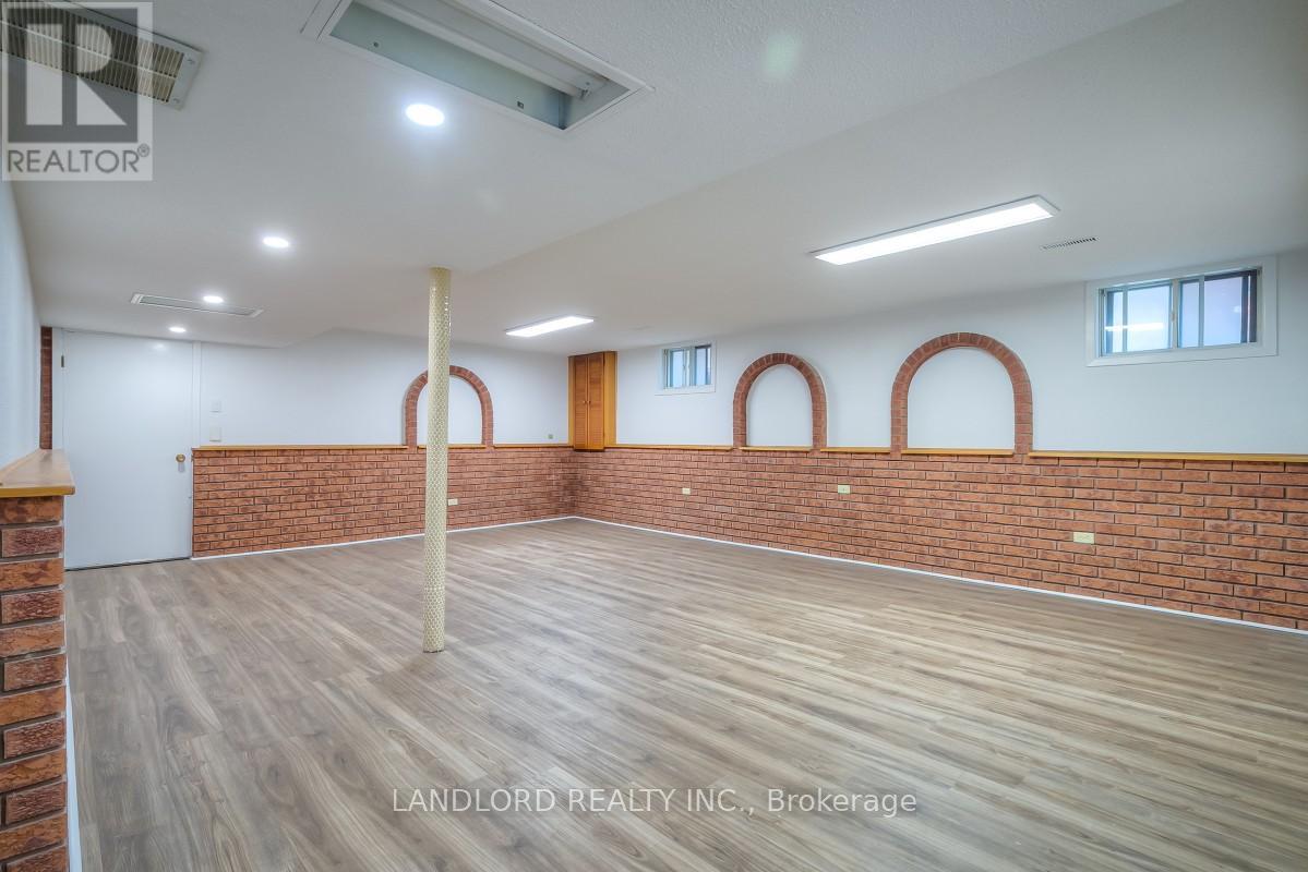 Lower - 15 Arkona Drive, Toronto, Ontario  M1T 1X4 - Photo 4 - E12461280