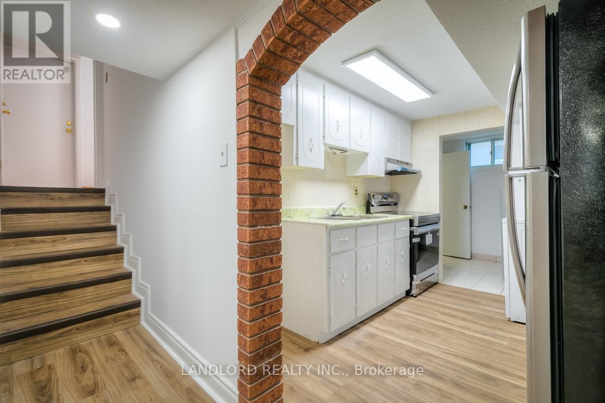 Lower - 15 Arkona Drive, Toronto, Ontario  M1T 1X4 - Photo 8 - E12461280