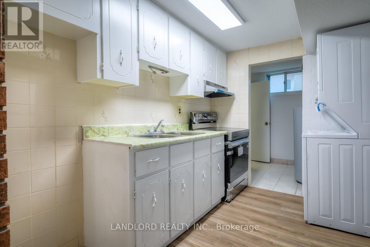 Lower - 15 Arkona Drive, Toronto, Ontario  M1T 1X4 - Photo 9 - E12461280