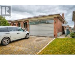 LOWER - 15 ARKONA DRIVE, Toronto, Ontario