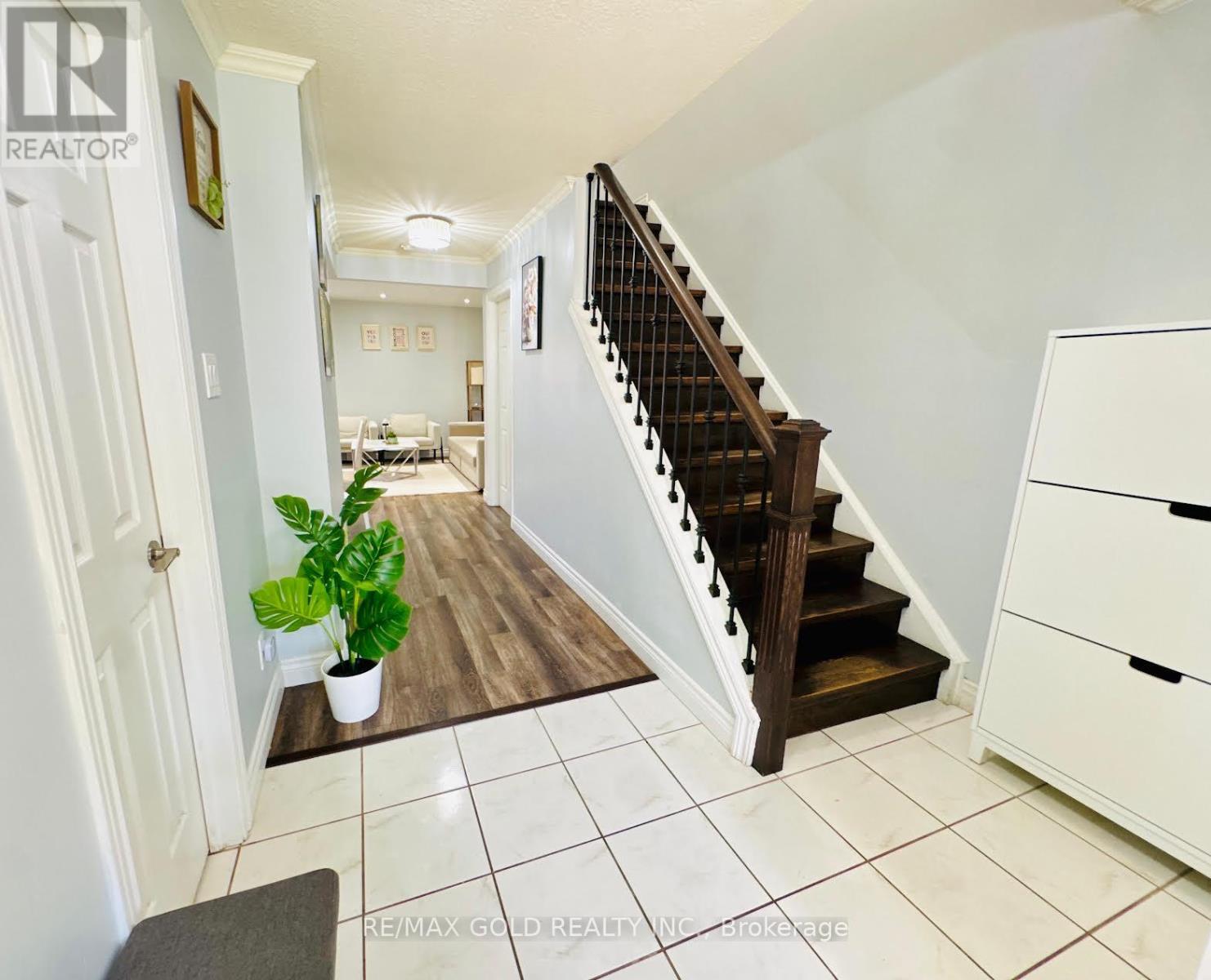 140 Quantrell Trail, Toronto, Ontario  M1B 1L8 - Photo 4 - E12461309