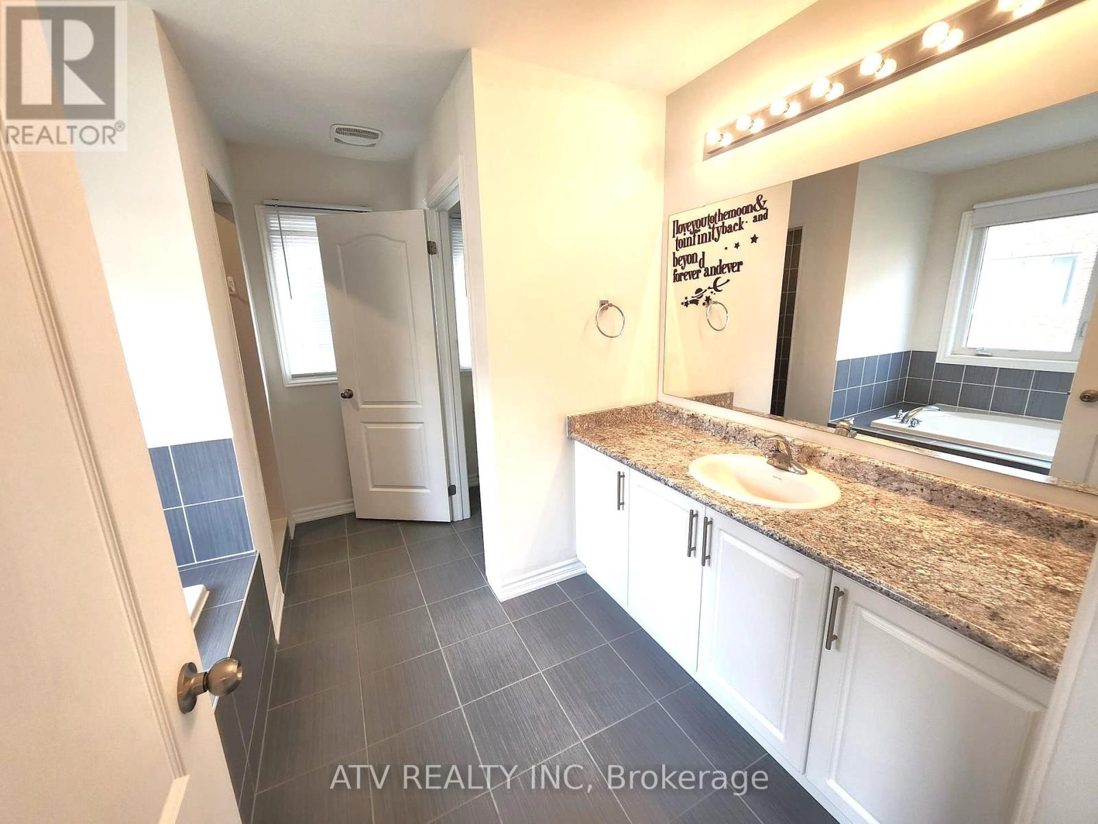 1909 Don White Court, Oshawa, Ontario  L1H 8L7 - Photo 17 - E12461314