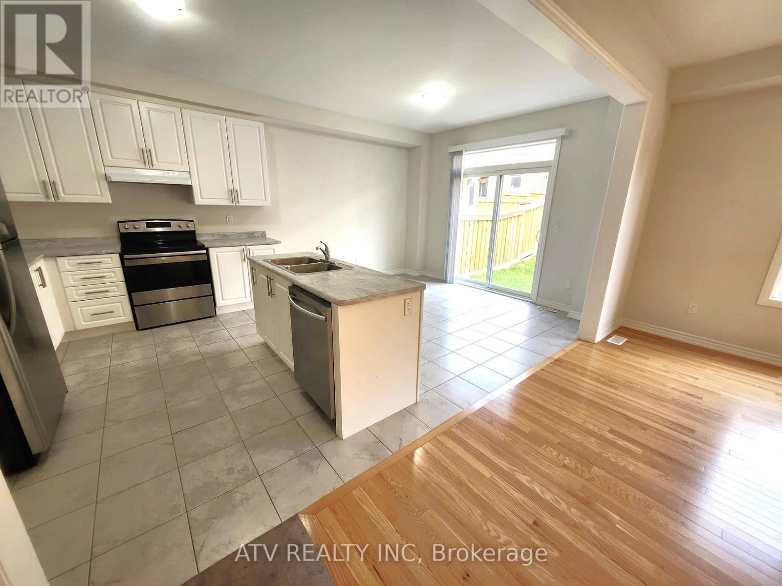 1909 Don White Court, Oshawa, Ontario  L1H 8L7 - Photo 7 - E12461314