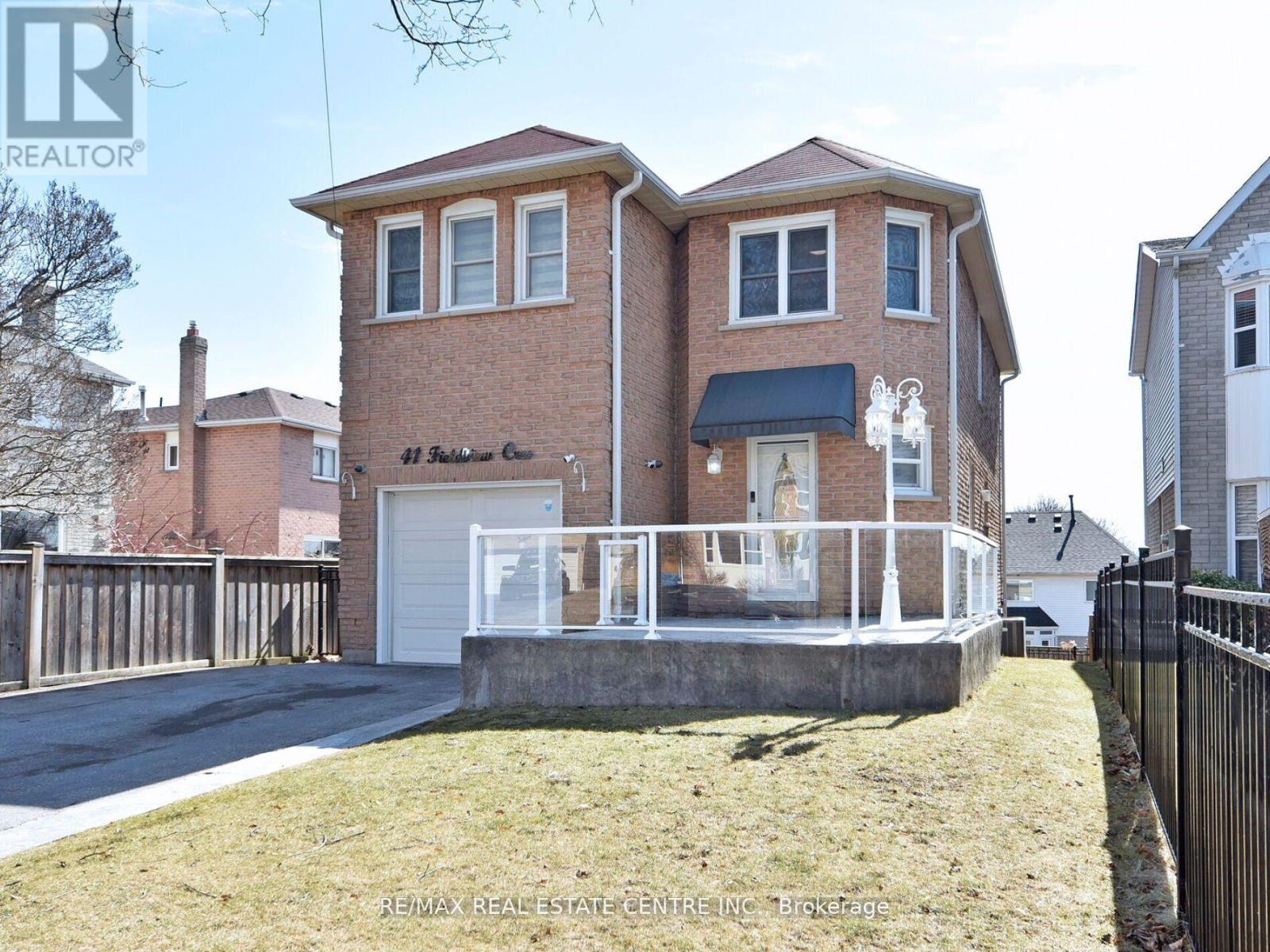 41 Fieldview Crescent, Whitby, Ontario  L1N 8B5 - Photo 2 - E12461319