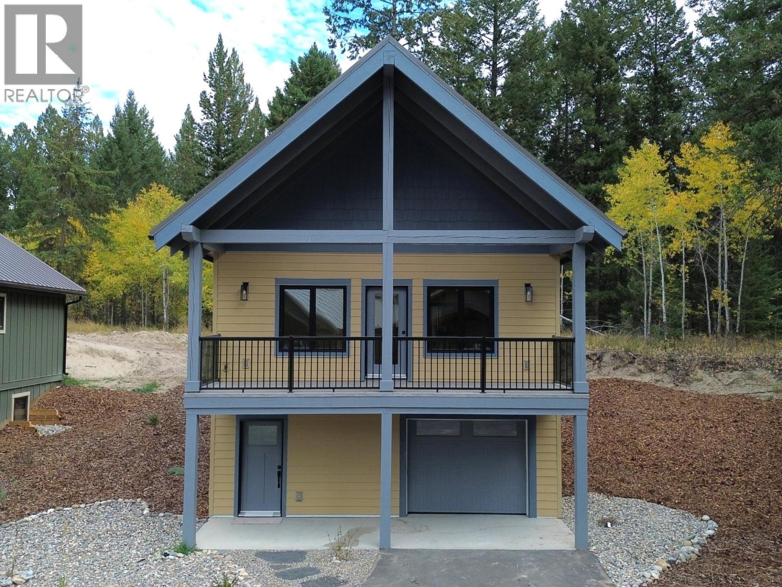 1938 FOXWOOD Trail Unit# 4, Windermere, British Columbia