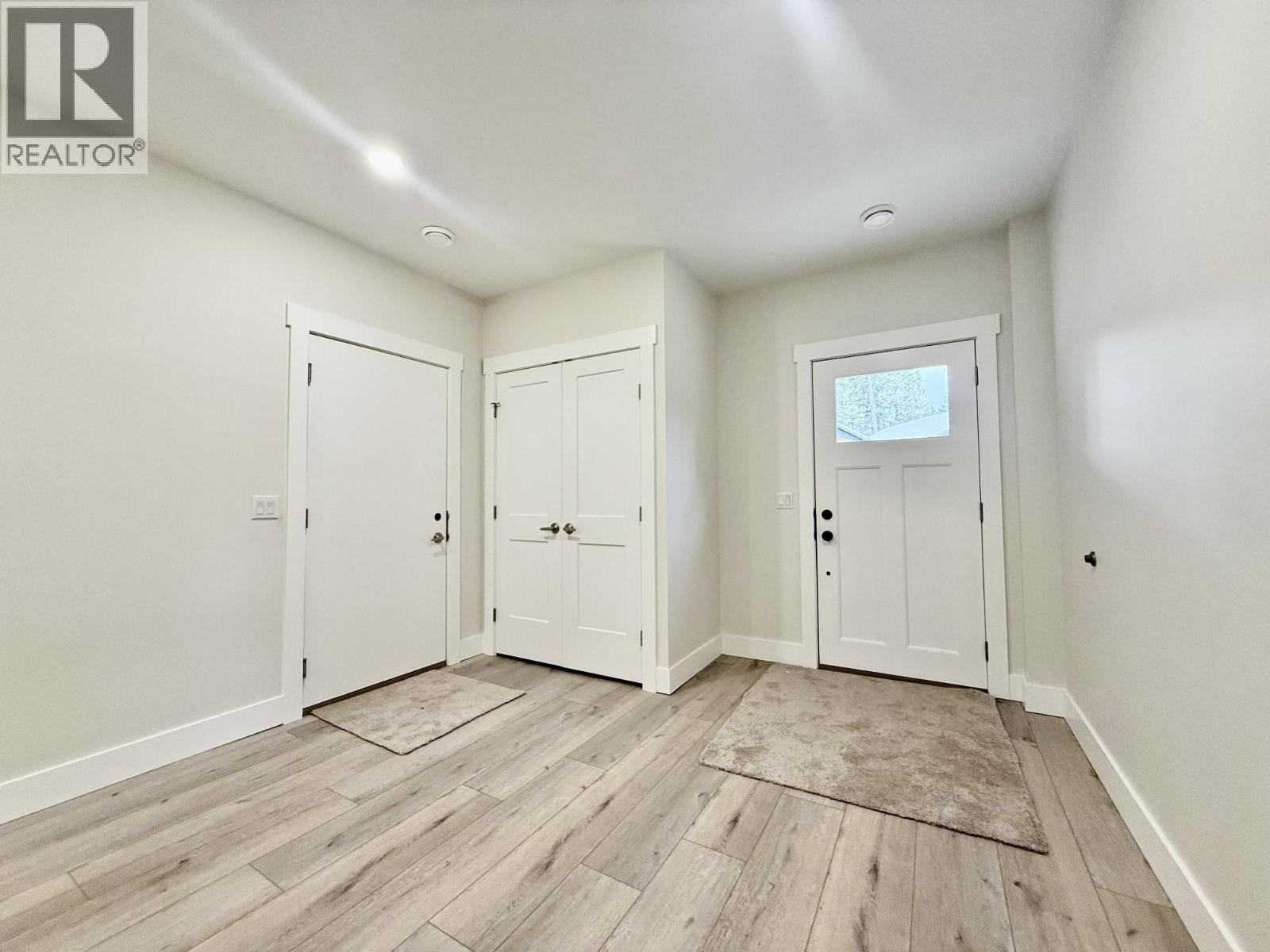1938 Foxwood Trail Unit# 4, Windermere, British Columbia  V0B 2L2 - Photo 19 - 10365814