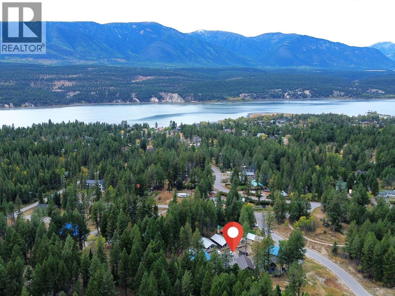 1938 Foxwood Trail Unit# 4, Windermere, British Columbia  V0B 2L2 - Photo 2 - 10365814