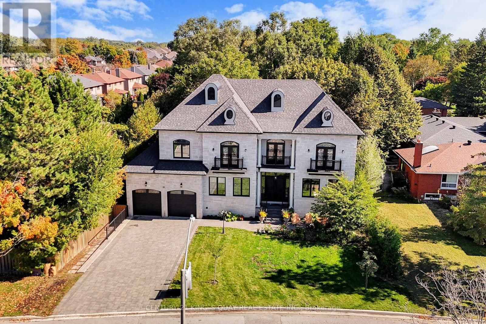 19 BLYTH STREET, Richmond Hill, Ontario