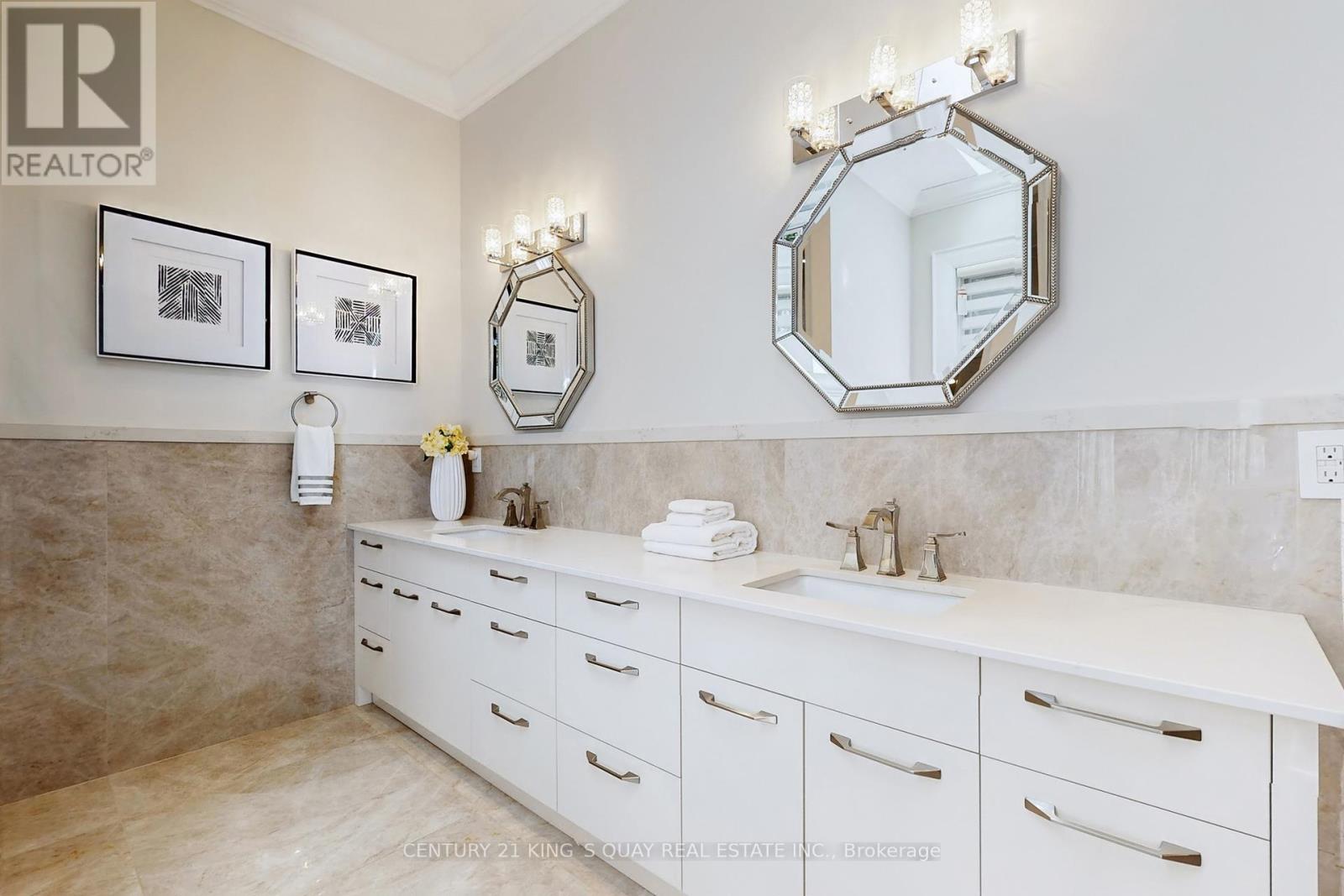 19 Blyth Street, Richmond Hill, Ontario  L4E 2Y2 - Photo 30 - N12461329