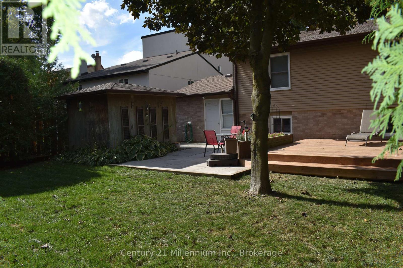 43 Stoddart Drive, Aurora, Ontario  L4G 2G2 - Photo 30 - N12461412