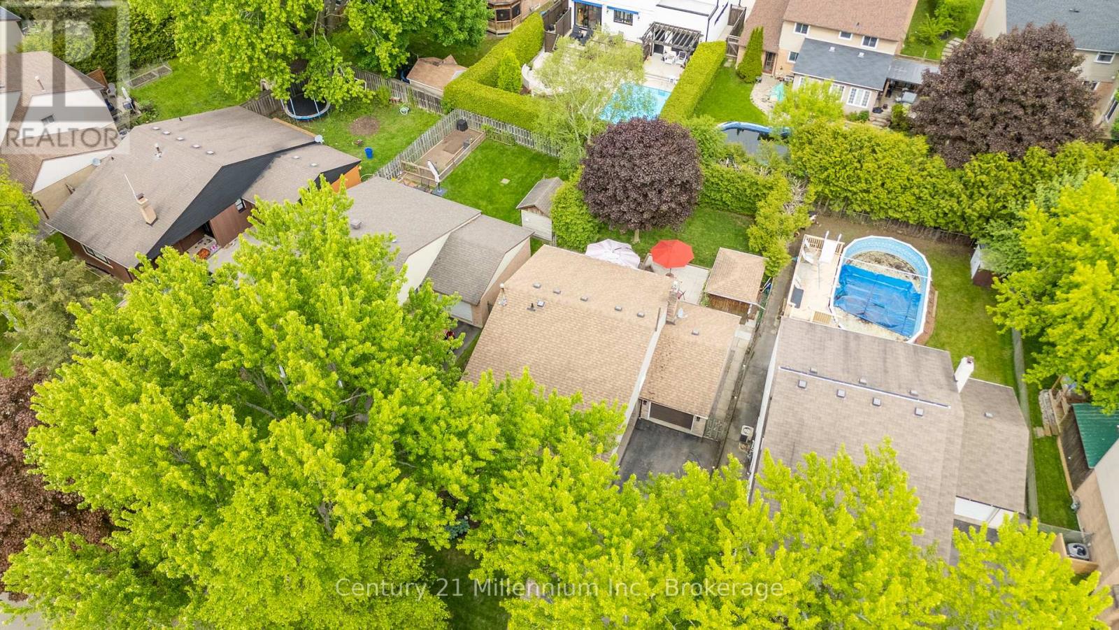 43 Stoddart Drive, Aurora, Ontario  L4G 2G2 - Photo 39 - N12461412